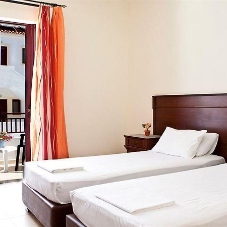 Laza Beach Inn Hotel Skála Eksteriør billede